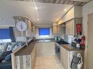 Kitchen- click for photo gallery